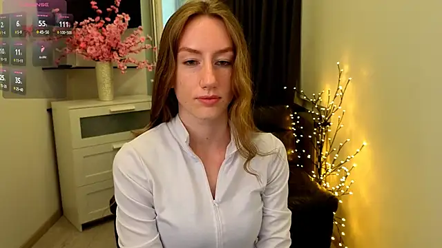 Snapshot of GoldenRose_ chatting on 04-23-26, 12:40 GoldenRose online show from 04-23-26, 12:40