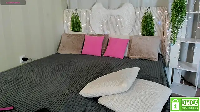 Snapshot of Malisha_kiss chatting on 02-11-26, 11:15 Malisha kiss online show from 02-11-26, 11:15
