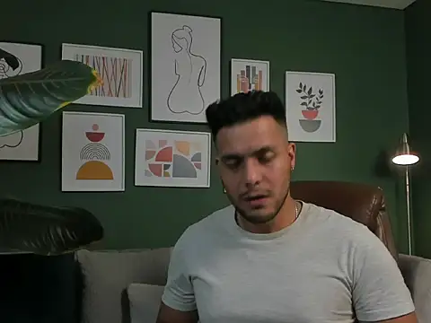 Snapshot of IanCross chatting on 11-01-25, 12:34 IanCross online show from 11-01-25, 12:34