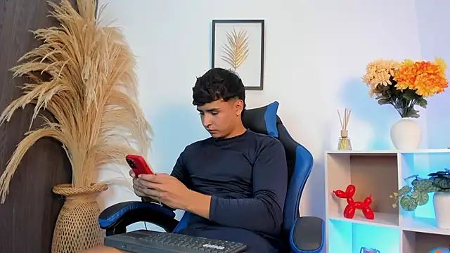 Thiago Connor21 online show from 04-05-26, 08:28