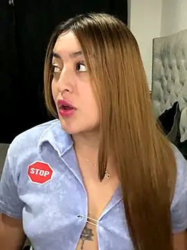 itsgianna online show from 10-16-25, 01:28