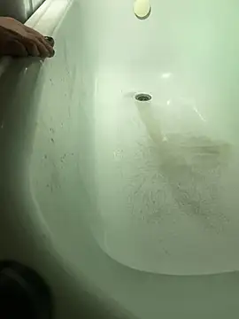 pleasedontpressaredburton online show from 11-21-25, 04:27