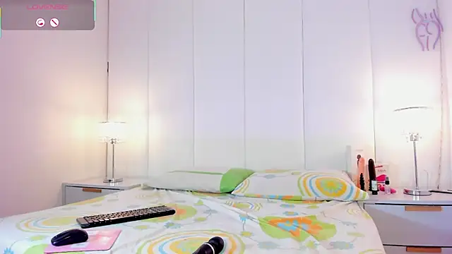 Krystin1 online show from 12-23-25, 04:43