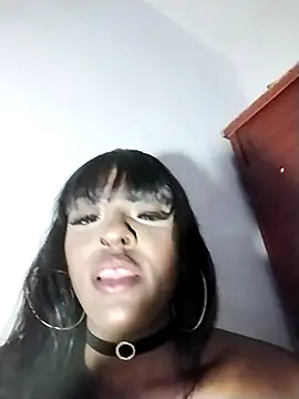 Snapshot of Krystin1 chatting on 05-18-26, 05:24 Krystin1 online show from 05-18-26, 05:24