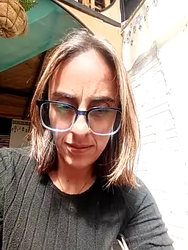 Jade 1-9 online show from 10-06-25, 07:11