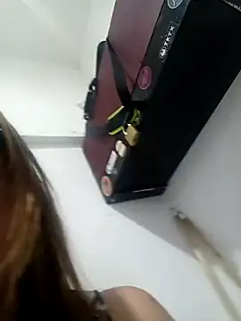 Jade 1-9 online show from 10-15-25, 07:25