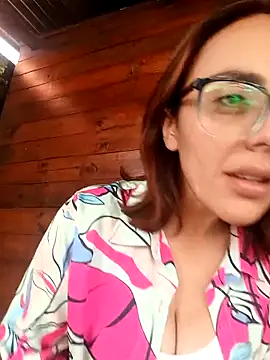 Jade 1-9 online show from 11-06-25, 04:19