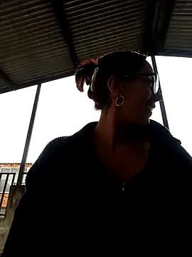 Jade 1-9 online show from 01-06-26, 04:32