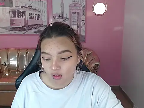 mia foster t online show from 11-01-25, 12:40