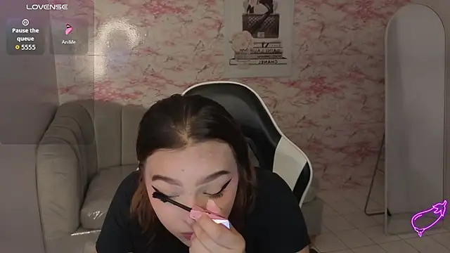 mia foster t online show from 02-22-26, 01:20