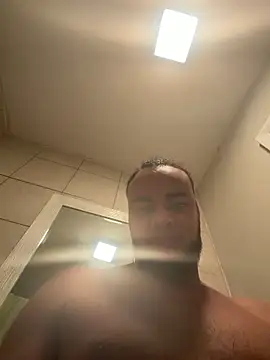 familia0210 online show from 03-04-26, 11:44