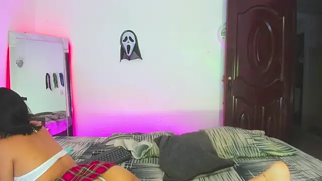 Snapshot of megan_lol chatting on 02-09-26, 01:31 megan lol online show from 02-09-26, 01:31