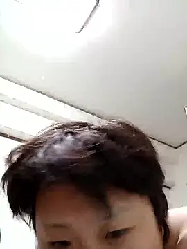 Snapshot of keiichi684 chatting on 11-19-25, 05:46 keiichi684 online show from 11-19-25, 05:46