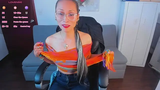 alexia james  online show from 02-12-26, 08:26