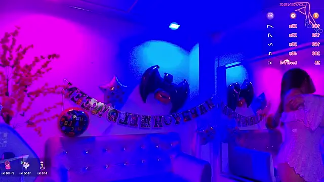 Snapshot of Summer_miller chatting on 11-03-25, 11:22 Summer miller online show from 11-03-25, 11:22