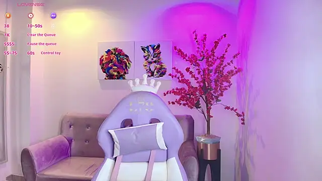 Snapshot of Summer_miller chatting on 01-16-26, 11:47 Summer miller online show from 01-16-26, 11:47