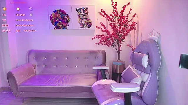 Snapshot of Summer_miller chatting on 01-17-26, 11:26 Summer miller online show from 01-17-26, 11:26