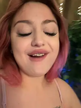 Snapshot of KellyMoors chatting on 02-17-26, 01:57 KellyMoors online show from 02-17-26, 01:57