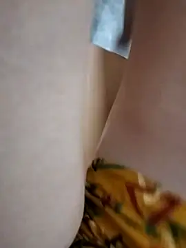 Lili 2love online show from 10-28-25, 01:36