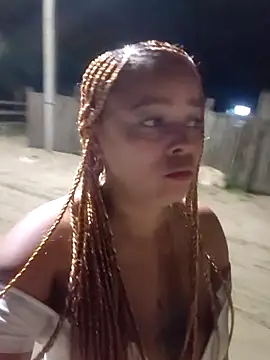 Snapshot of bella_exotichot_ chatting on 10-12-25, 01:59 bella exotichot  online show from 10-12-25, 01:59