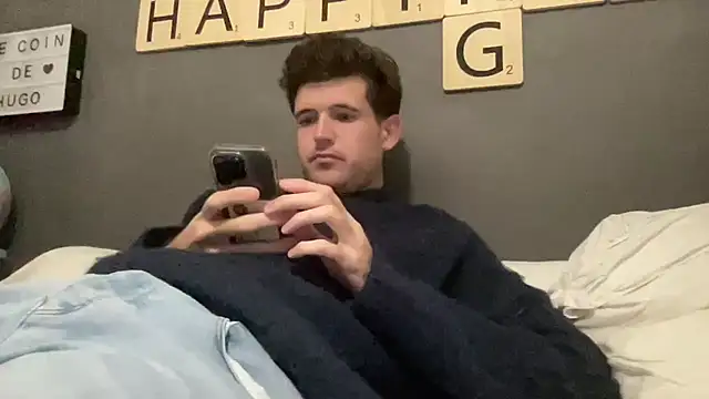 Snapshot of VersaGoo chatting on 11-10-25, 06:18 VersaGoo online show from 11-10-25, 06:18