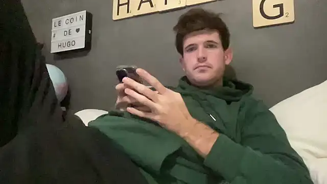 Snapshot of VersaGoo chatting on 11-11-25, 06:19 VersaGoo online show from 11-11-25, 06:19