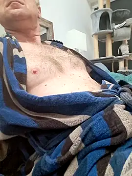 Snapshot of Vintermelon2 chatting on 02-23-26, 07:06 Vintermelon2 online show from 02-23-26, 07:06