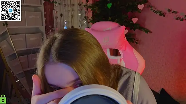 L1na Reeds online show from 02-09-26, 01:09