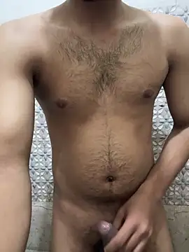 Elegant Guy online show from 03-18-26, 01:25