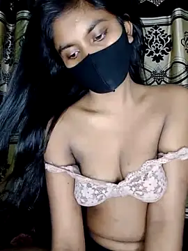 Snapshot of hottywife-03 chatting on 04-18-26, 06:12 hottywife-03 online show from 04-18-26, 06:12