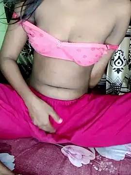 Snapshot of hottywife-03 chatting on 05-09-26, 12:43 hottywife-03 online show from 05-09-26, 12:43