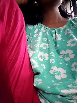 Snapshot of hottywife-03 chatting on 05-21-26, 04:30 hottywife-03 online show from 05-21-26, 04:30