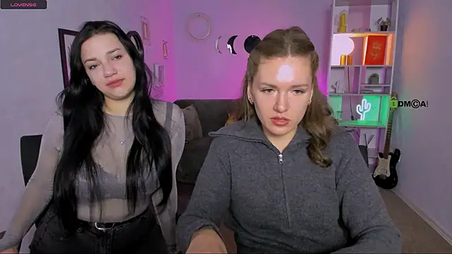 gabriella daylight online show from 10-19-25, 05:52