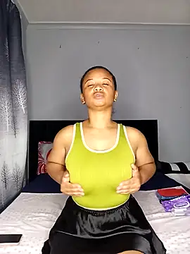 Snapshot of Sultrytits6 chatting on 10-31-25, 07:26 Sultrytits6 online show from 10-31-25, 07:26