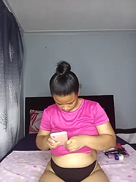 Snapshot of Sultrytits6 chatting on 11-13-25, 07:02 Sultrytits6 online show from 11-13-25, 07:02