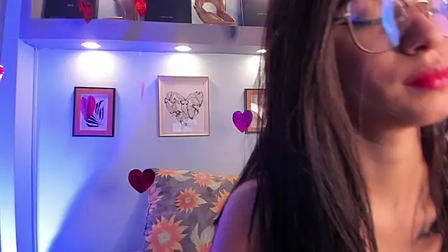 Alana Martinez  online show from 02-28-26, 07:59