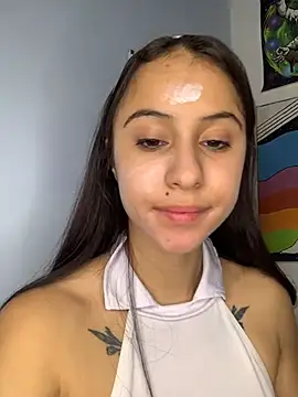 Alana Martinez  online show from 04-12-26, 12:43