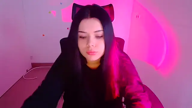 Snapshot of Mona_Esty chatting on 10-10-25, 04:28 Mona Esty online show from 10-10-25, 04:28