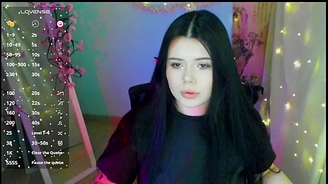 Snapshot of Mona_Esty chatting on 06-20-26, 06:38 Mona Esty online show from 06-20-26, 06:38