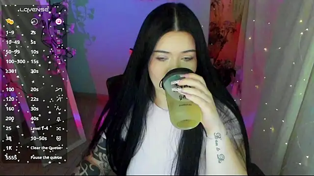 Snapshot of Mona_Esty chatting on 07-02-26, 06:19 Mona Esty online show from 07-02-26, 06:19