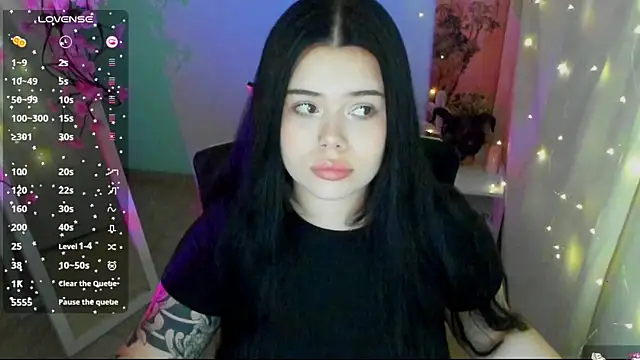 Snapshot of Mona_Esty chatting on 07-03-26, 06:20 Mona Esty online show from 07-03-26, 06:20