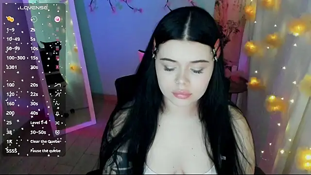 Snapshot of Mona_Esty chatting on 07-18-26, 06:06 Mona Esty online show from 07-18-26, 06:06