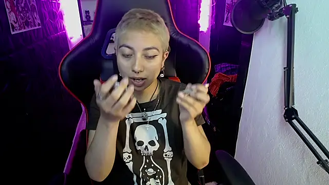 lunarichy22 online show from 11-14-25, 07:56