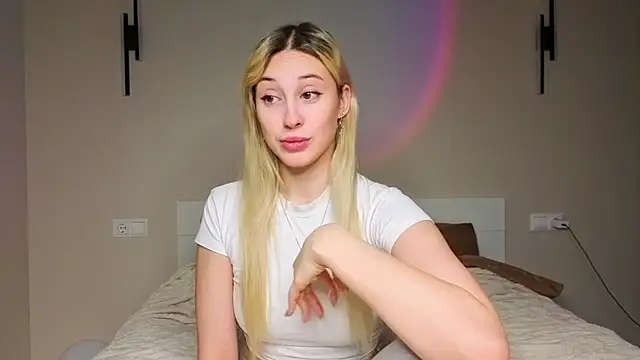 foxy vivi online show from 11-05-25, 03:34