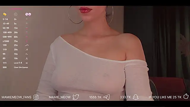 Snapshot of Mamiemeow chatting on 09-23-25, 01:58 Mamiemeow online show from 09-23-25, 01:58
