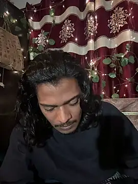 Snapshot of Ujjwallkumar0069 chatting on 03-17-26, 04:32 Ujjwallkumar0069 online show from 03-17-26, 04:32