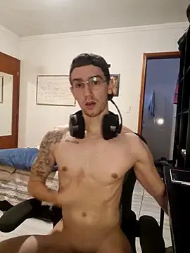 Snapshot of SweetGoodBoy22 chatting on 11-08-25, 07:56 SweetGoodBoy22 online show from 11-08-25, 07:56