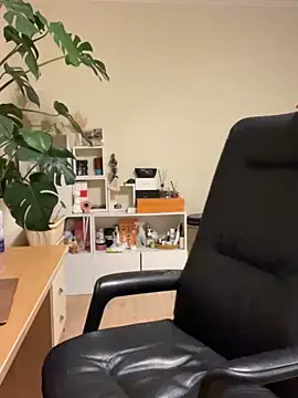 latava online show from 10-24-25, 03:30