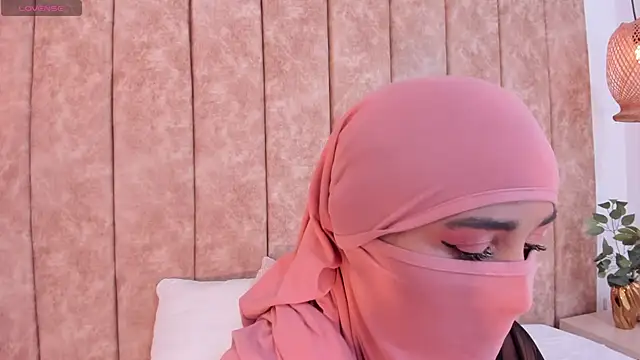  alishaa c online show from 10-22-25, 09:14