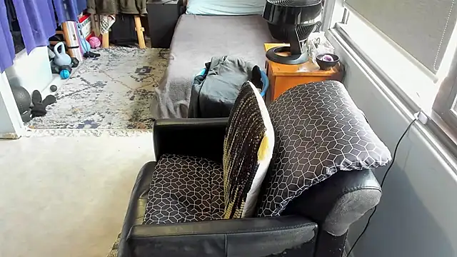 CassiusJohnson online show from 10-30-25, 03:08